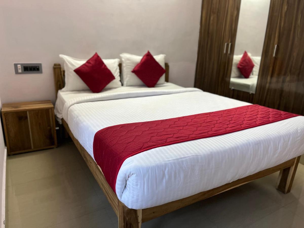 Tulip Villa 3Bhk 2Bhk And 1Bhk Located Near Chunnambar Boat House And Paradise Beach Pūrnānkuppam Extérieur photo