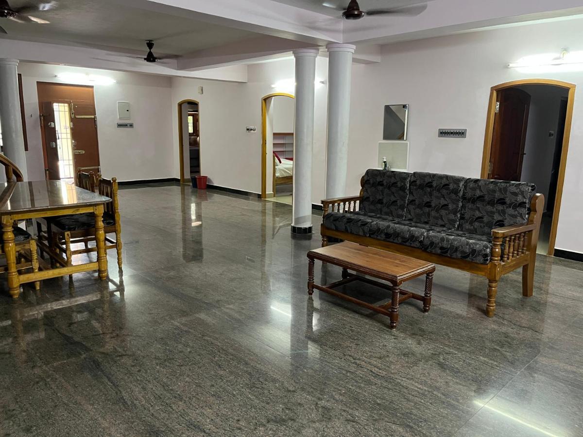 Tulip Villa 3Bhk 2Bhk And 1Bhk Located Near Chunnambar Boat House And Paradise Beach Pūrnānkuppam Extérieur photo