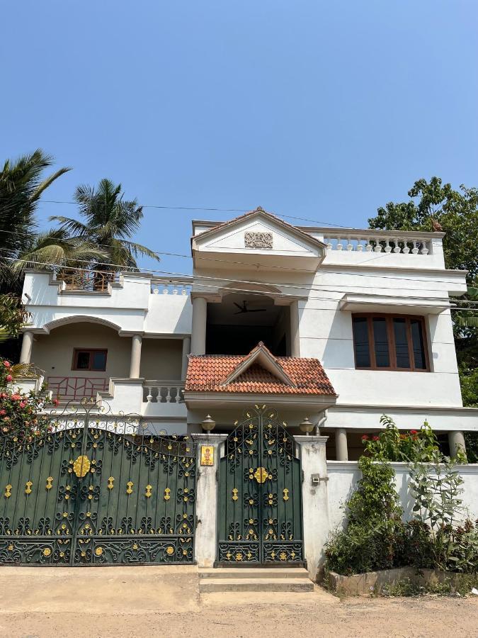 Tulip Villa 3Bhk 2Bhk And 1Bhk Located Near Chunnambar Boat House And Paradise Beach Pūrnānkuppam Extérieur photo